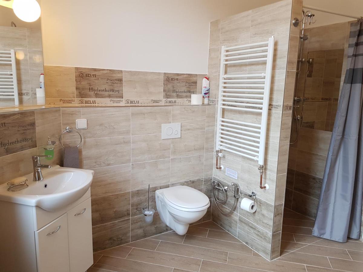 Apartment No. 16B Svahova 14 Karlovy Vary Luaran gambar